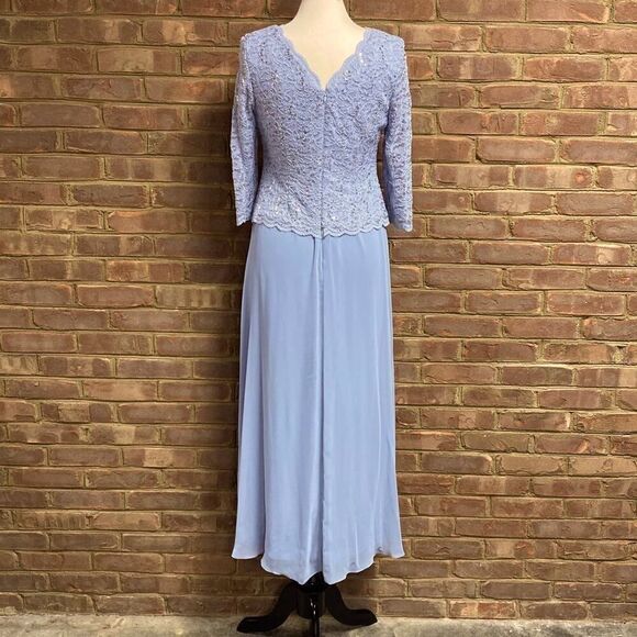 Alex Evenings 3/4 Sleeve Sequined Lace Scalloped Bodice Chiffon Skirted Gown - Picture 6 of 10